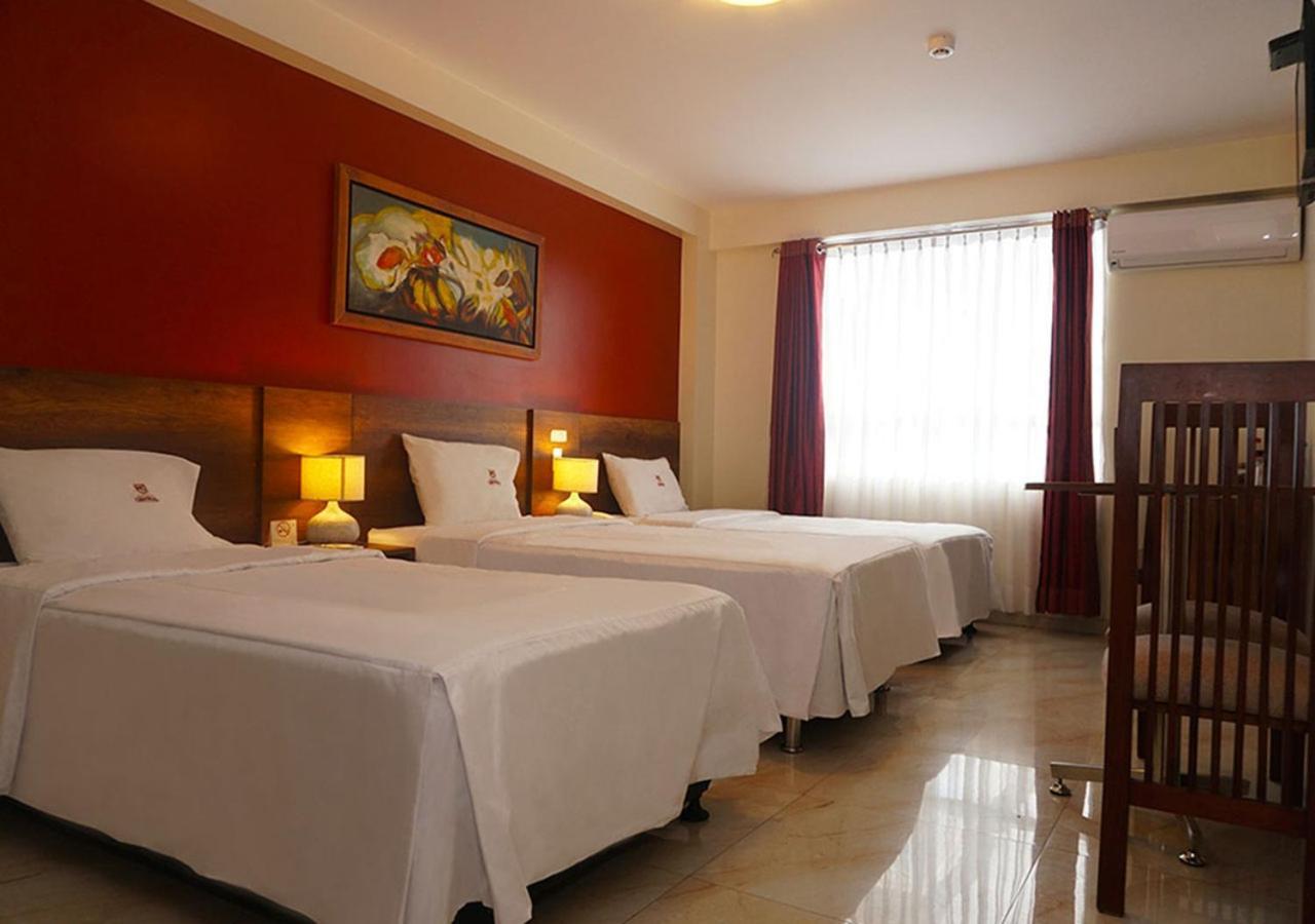 Hotel Central Trujillo Exterior photo